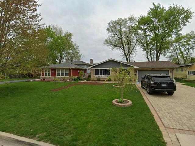 House image located at North Aurora, IL 60542