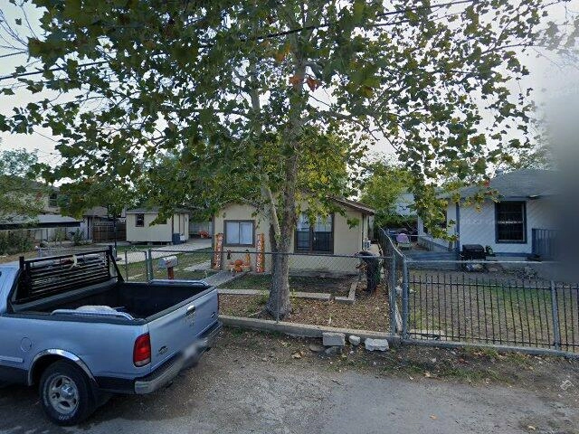 House image located at San Antonio, TX 78207