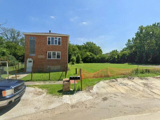 House image located at Robbins, IL 60472