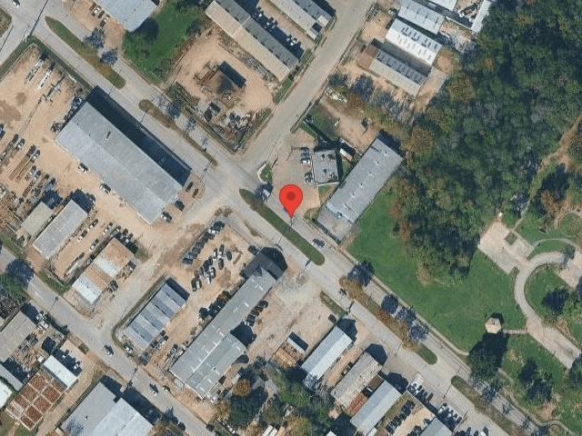 House image located at Waynesville, MO 65583