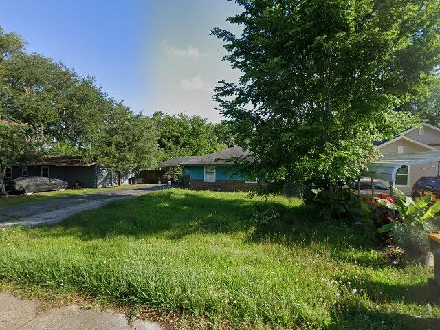 House image located at La Marque, TX 77568