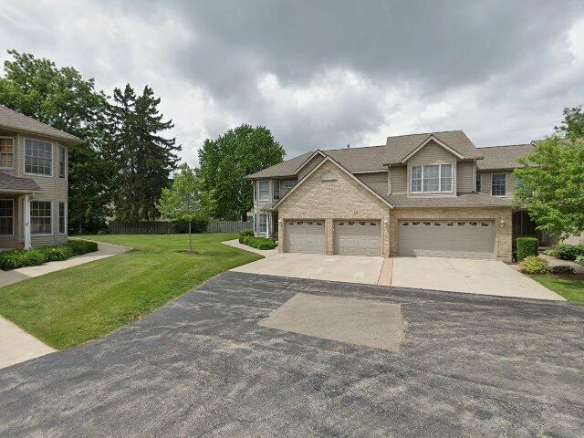 House image located at Sycamore, IL 60178