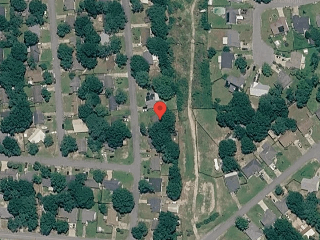 House image located at Crestview, FL 32539