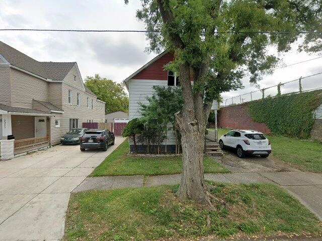 House image located at Cleveland, OH 44109