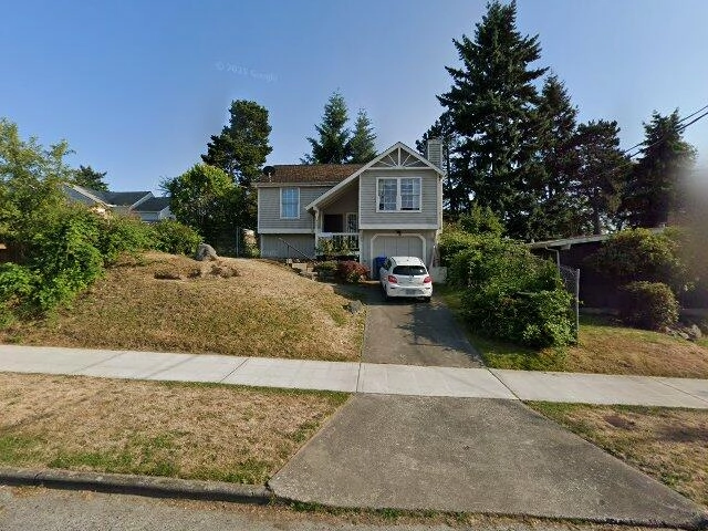House image located at Seattle, WA 98118