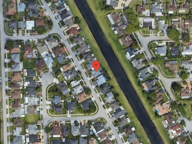 House image located at Miami, FL 33177