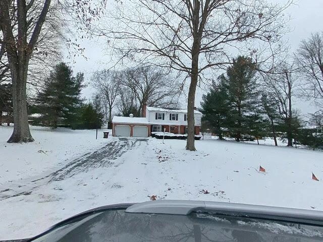 House image located at Brookfield, OH 44403