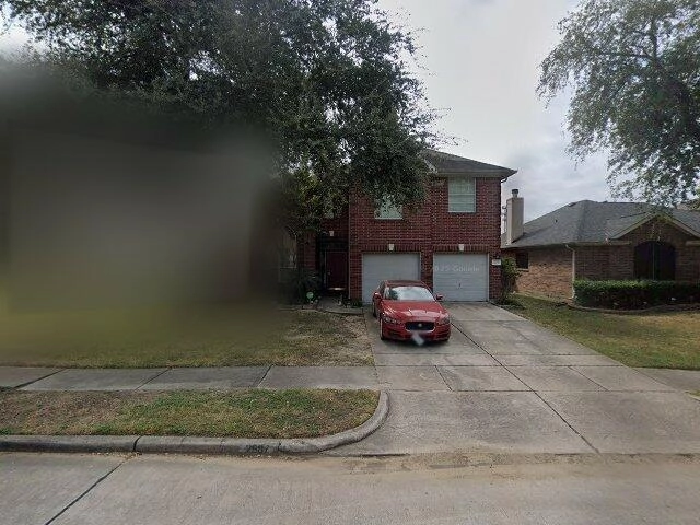 House image located at Houston, TX 77014