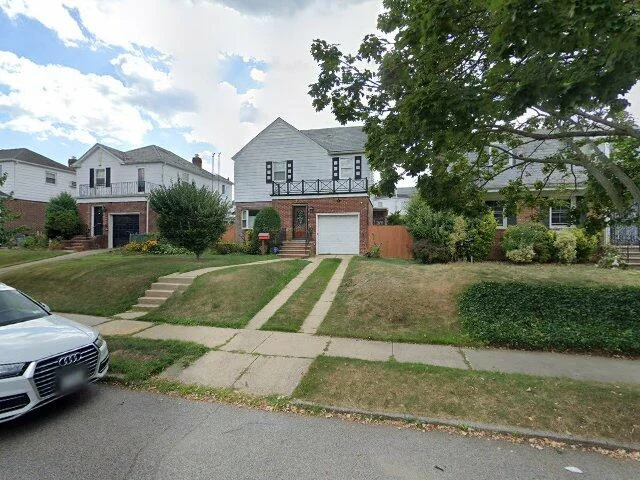 House image located at Oakland Gardens, NY 11364