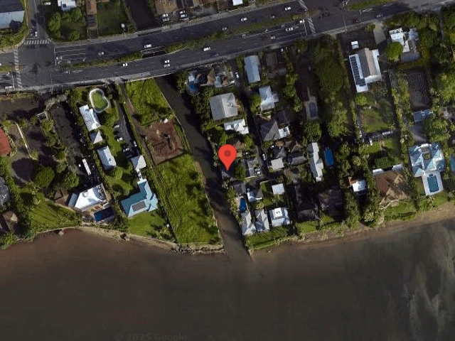 House image located at Honolulu, HI 96821