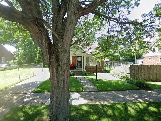 House image located at Detroit, MI 48227