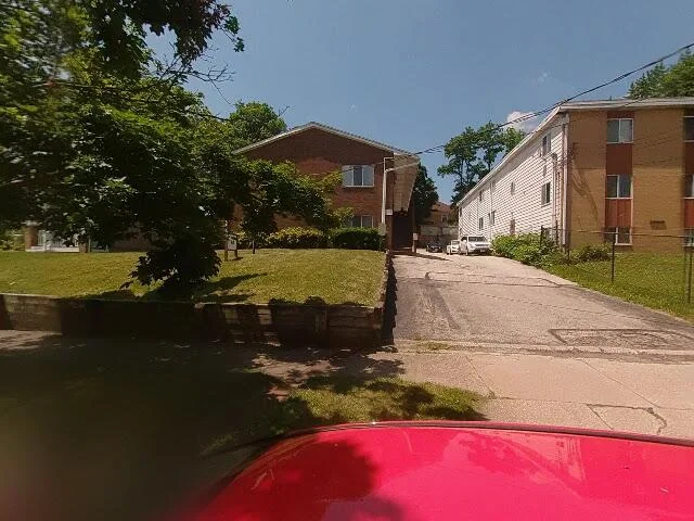 House image located at Akron, OH 44302