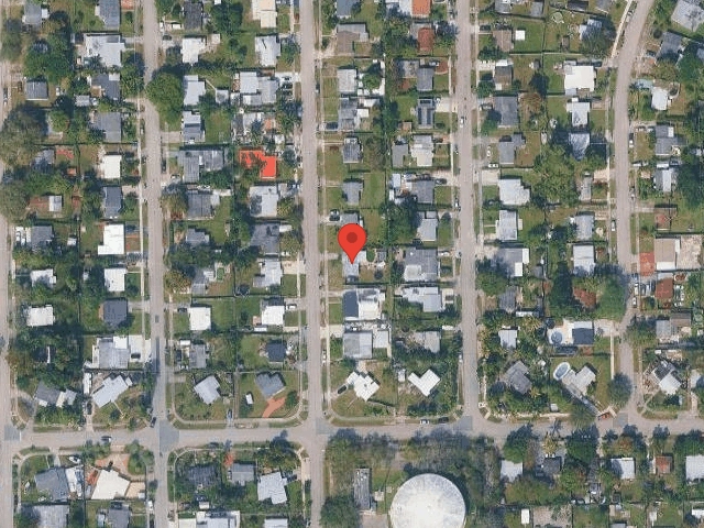 House image located at Hollywood, FL 33023
