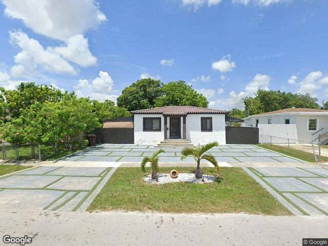House image located at Hialeah, FL 33013