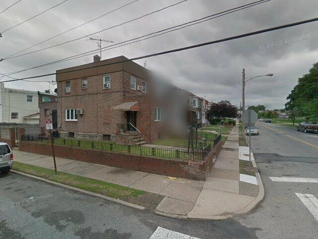 House image located at Philadelphia, PA 19153