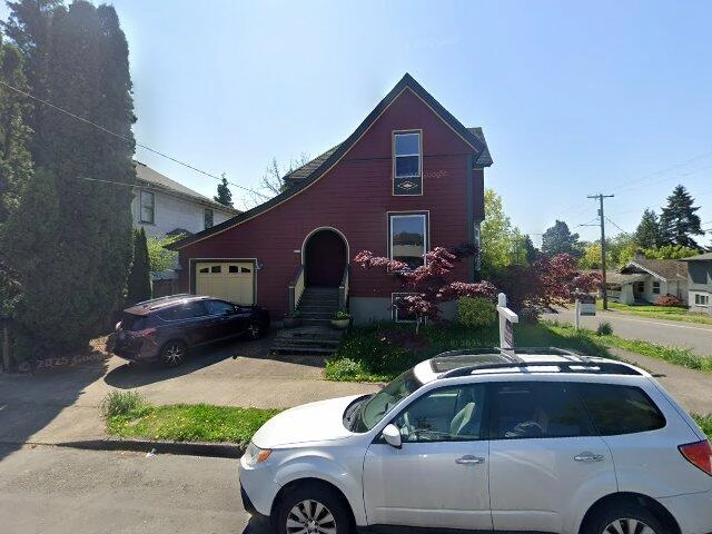 House image located at Portland, OR 97214