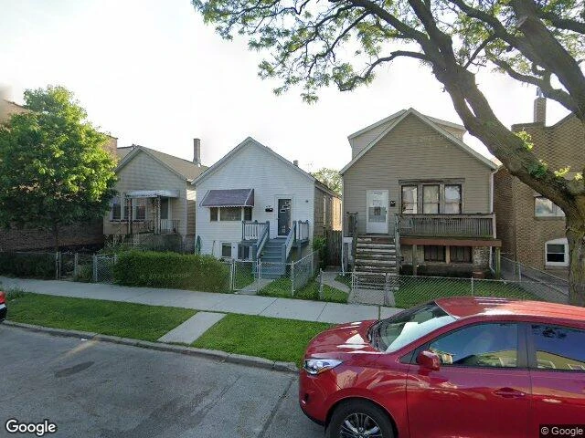 House image located at Chicago, IL 60609