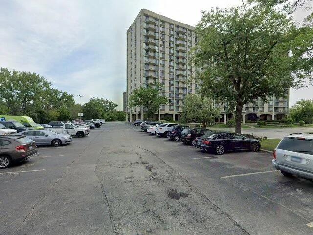 House image located at Oak Brook, IL 60523