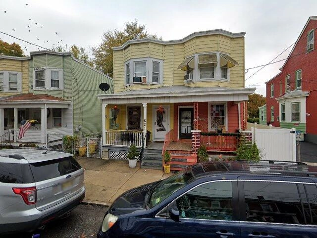 House image located at Allegan, MI 49010