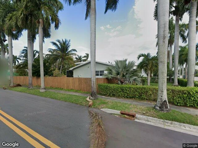 House image located at Hollywood, FL 33019