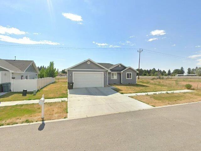 House image located at Blackfoot, ID 83221