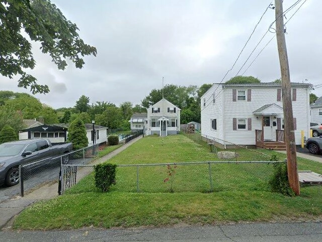 House image located at Wetumpka, AL 36092