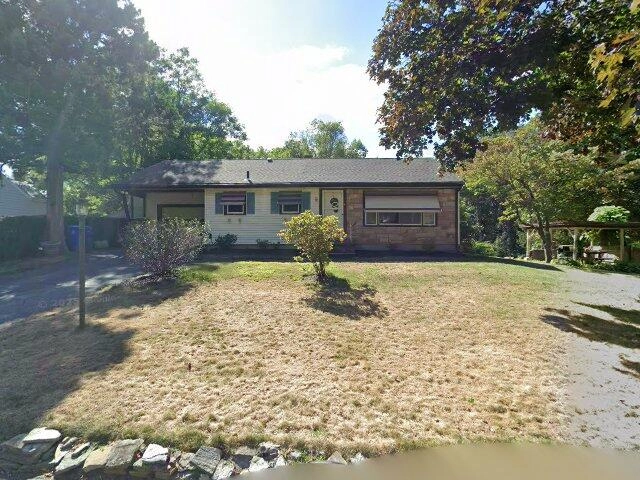 House image located at Taunton, MA 02780