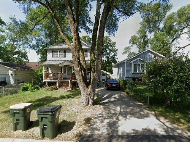 House image located at Round Lake, IL 60073