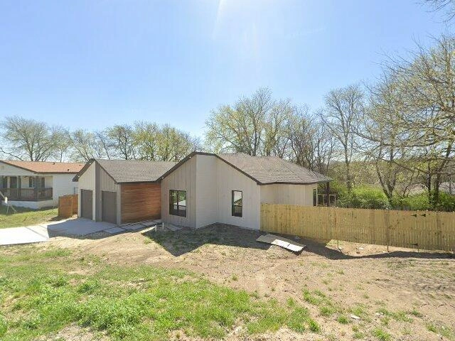 House image located at Dallas, TX 75241