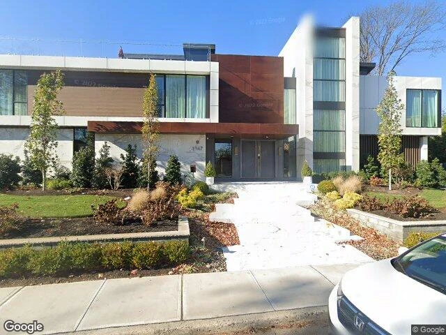 House image located at Fort Lee, NJ 07024