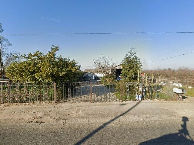 House image located at Fresno, CA 93725