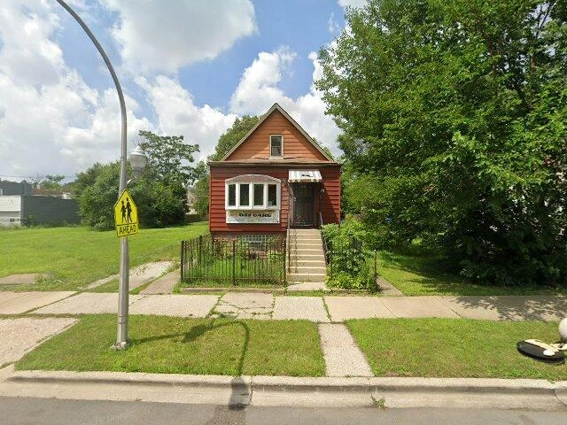 House image located at Chicago, IL 60621