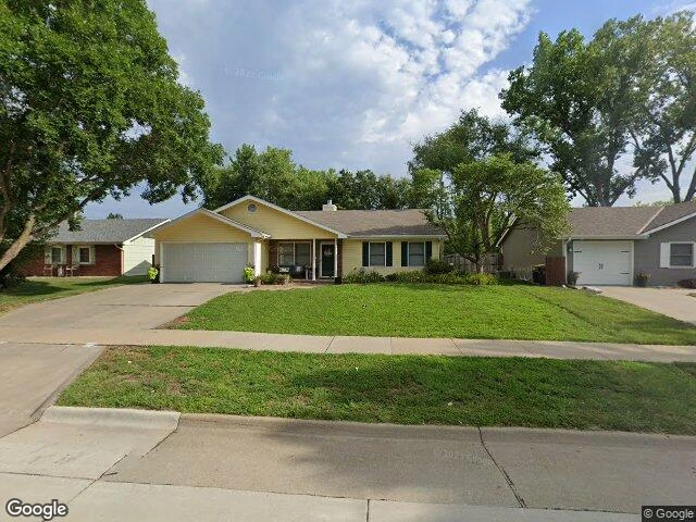 House image located at Manhattan, KS 66502