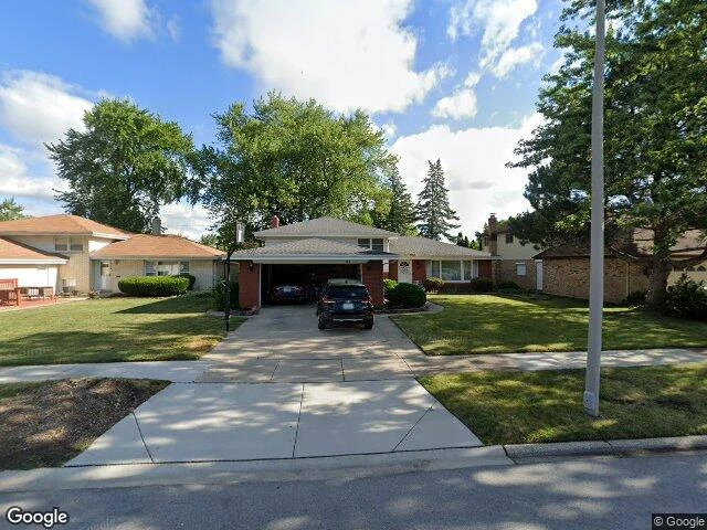 House image located at South Holland, IL 60473