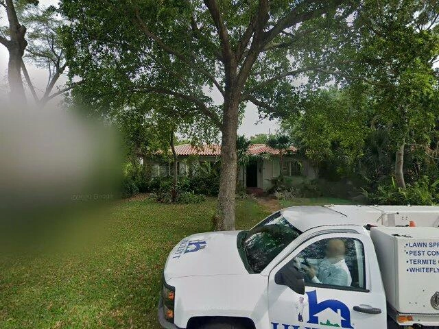 House image located at Miami, FL 33161