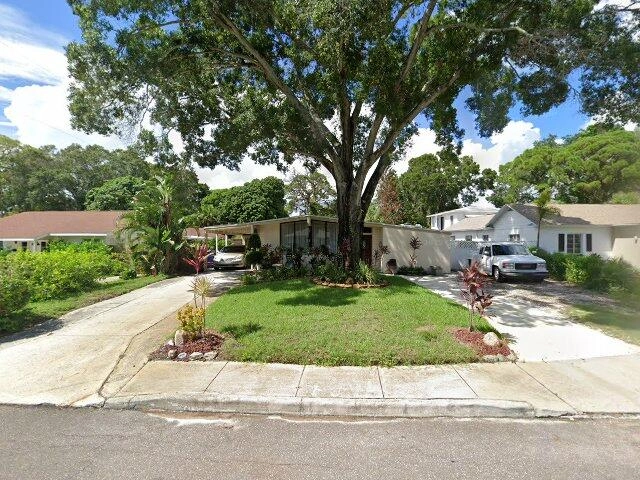 House image located at Saint Petersburg, FL 33705