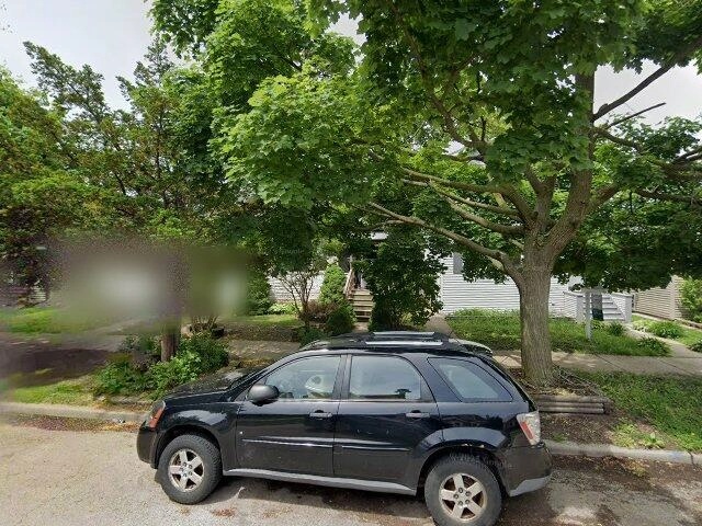 House image located at Chicago, IL 60646