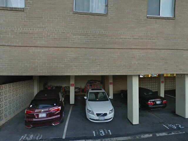 House image located at Alexandria, VA 22314