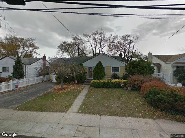 House image located at Oceanside, NY 11572