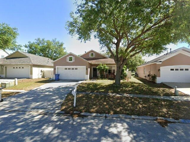 House image located at Valrico, FL 33594