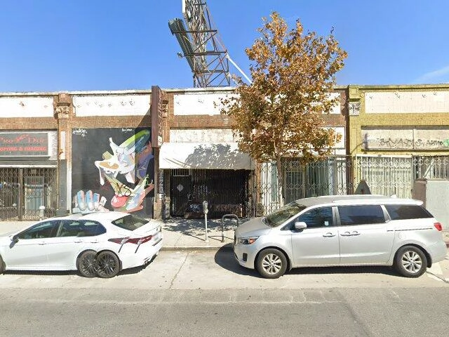 House image located at Sioux City, IA 51103