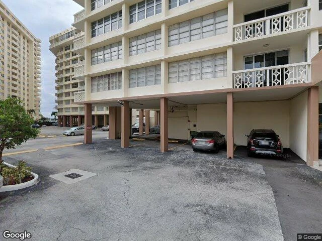 House image located at Hallandale, FL 33009