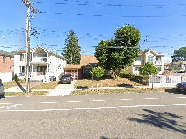 House image located at Oakland Gardens, NY 11364