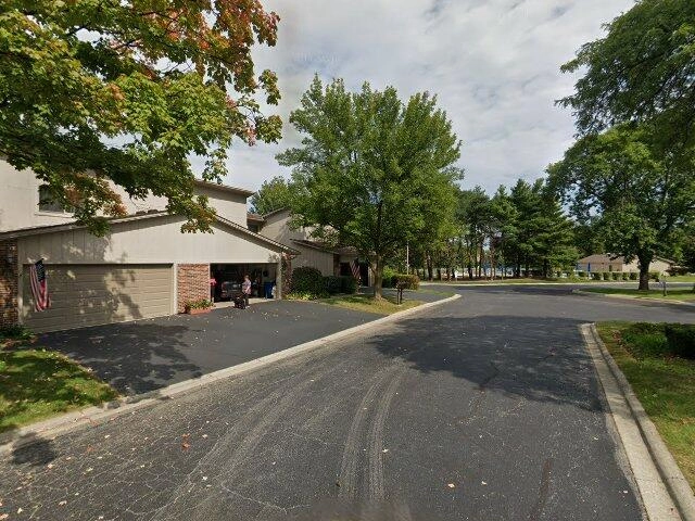 House image located at Valparaiso, IN 46385