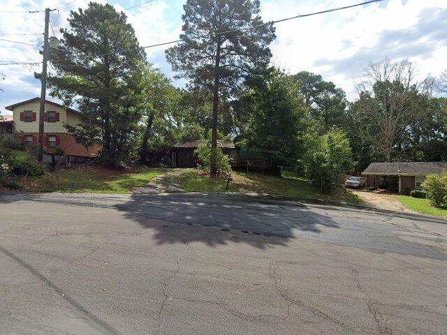 House image located at Fayetteville, NC 28314