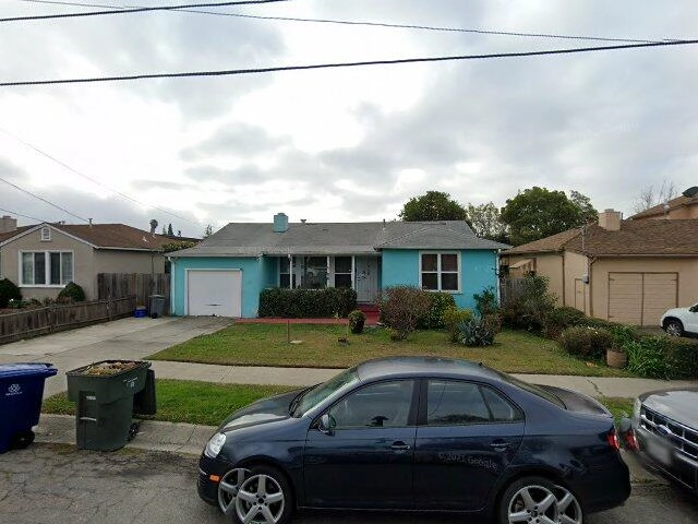 House image located at San Leandro, CA 94577