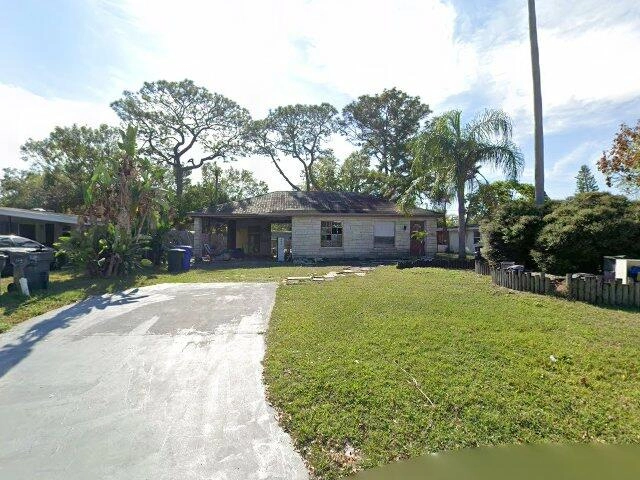 House image located at Tampa, FL 33613