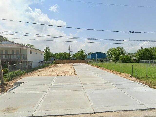 House image located at Dickinson, TX 77539