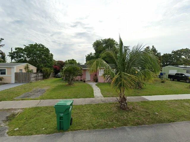 House image located at Miami, FL 33169