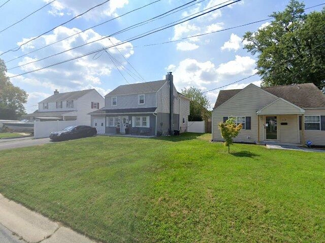 House image located at New Castle, DE 19720